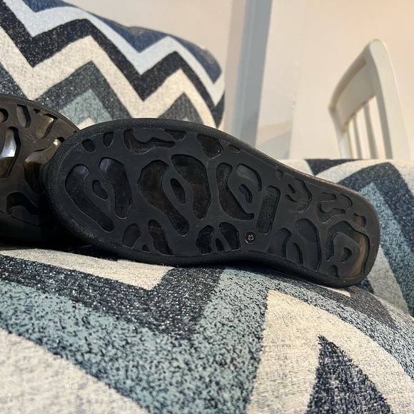 Alexander McQueen Men’s Glitter Transparent Sole Oversized Sneakers - Picture 2 of 5